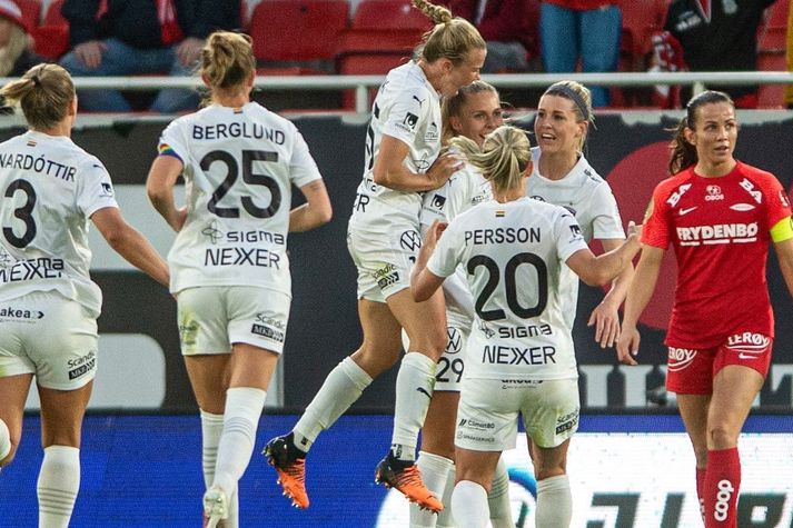 Guðrún Arnardóttir og stöllur unnu þægilegan 3-0 sigur í kvöld.