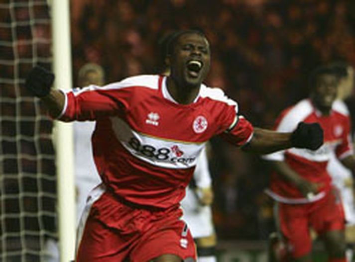 George Boateng fagnar marki sínu á Riverside í dag.