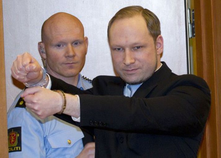 Anders Behring Breivik mætti fyrir rétt í morgun.
