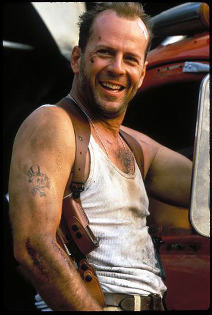 Bruce Willis Brúsi er harður í horn að taka og lætur ekki kúga af sér fé.
