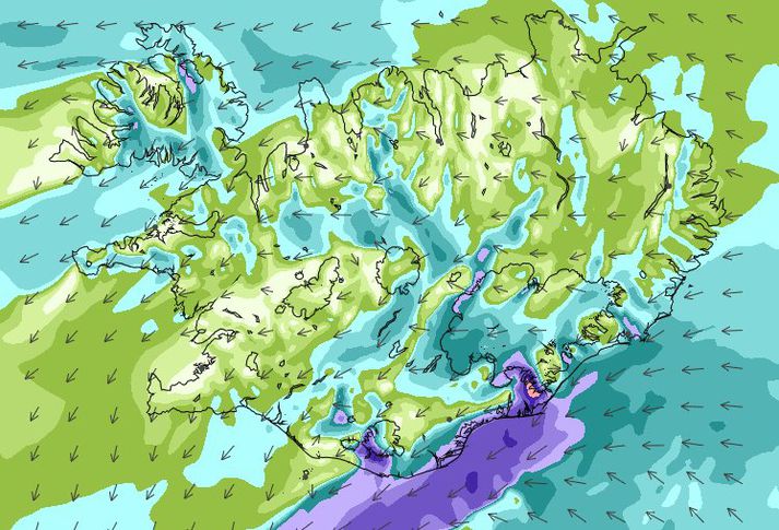 Veðurstofa Íslands spáir austanstormi undir Eyjafjöllum og austur í Öræfasveit á morgun