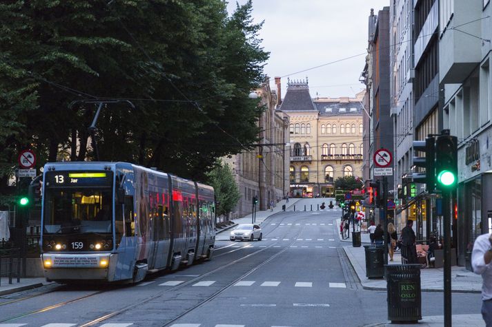 Frá Osló í Noregi. Gjøvik er í um 130 kílómetra fjarlægð frá höfuðborginni.