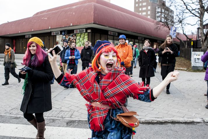 Rúmlega 300 manns tóku þátt í Pride-göngu Sama í Kiruna um síðustu helgi.