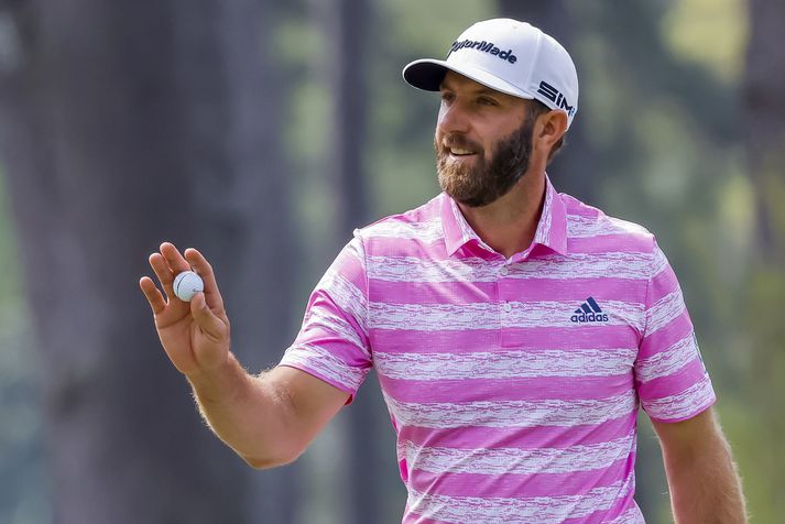 Dustin Johnson lék á tveimur höggum yfir pari í dag.