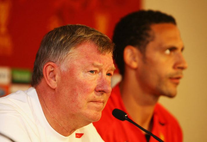 Sir Alex og Rio á blaðamannafundi.