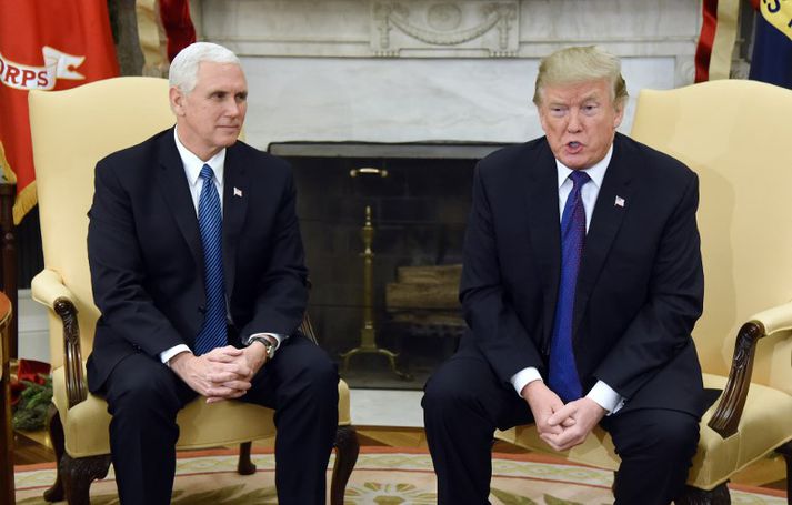 Mahmoud Abbas, forseti Palestínu, ætlar ekki að hitta Mike Pence sem kominn til Ísraels.