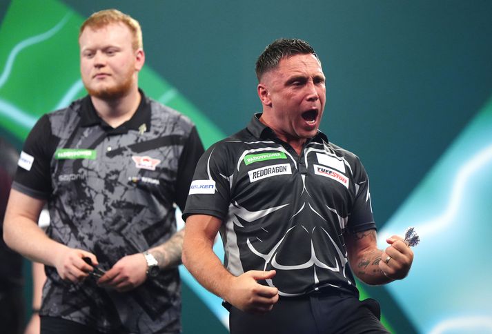 Gerwyn Price fagnaði sigri í kvöld.