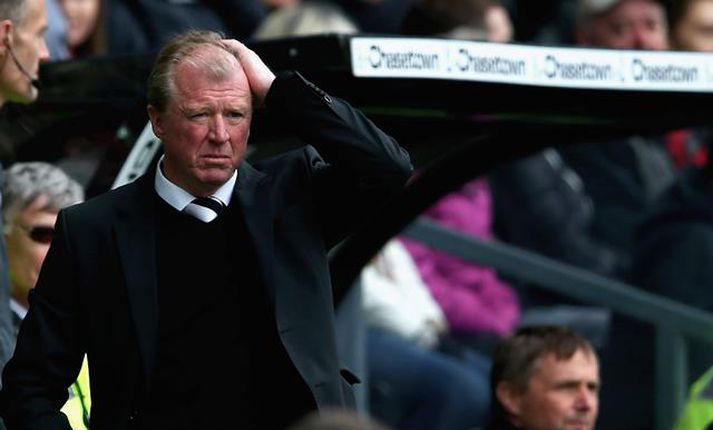 McClaren heldur áfram sem stjóri Derby.