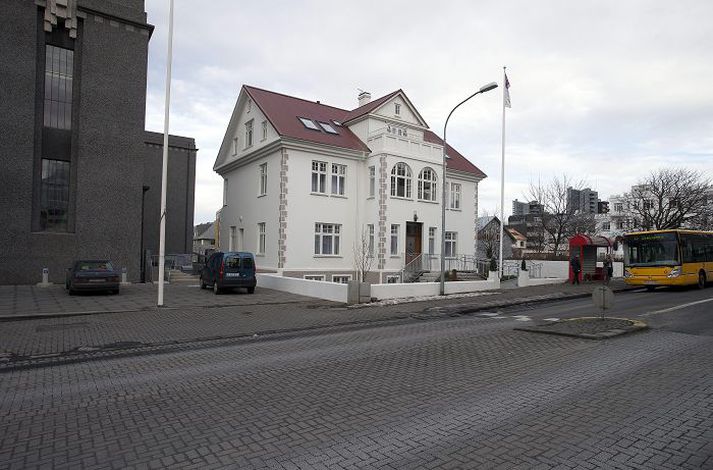  Miklar gatnaframkvæmdir hafa verið á Hverfisgötu að undanförnu. 