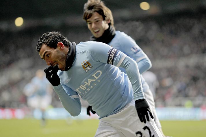 Tevez kveður Manchester í sumar.