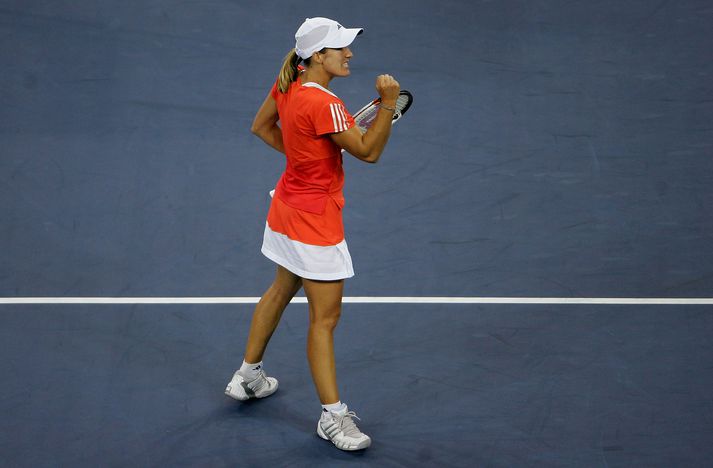 Justine Henin var kát og glöð.
