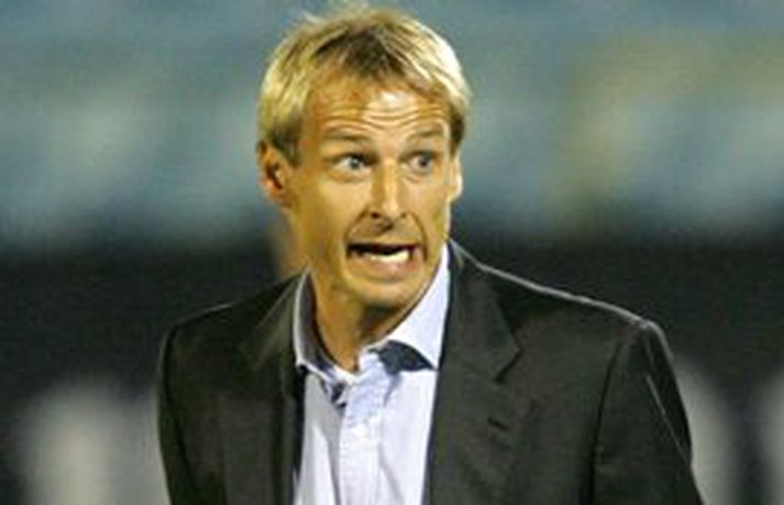 Jurgen Klinsmann fær það óþvegið í þýskum fjölmiðlum í dag eftir stórtap fyrir Ítölum í gær