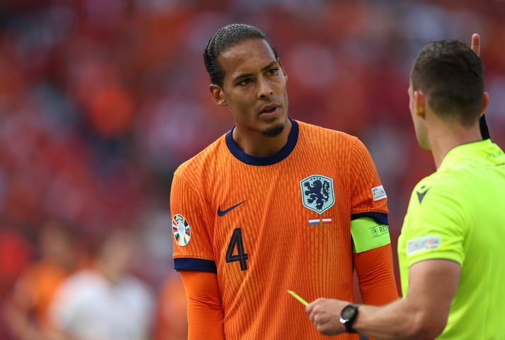 Virgil van Dijk átti ekki sinn besta dag þegar Holland tapaði fyrir Austurríki í gær.