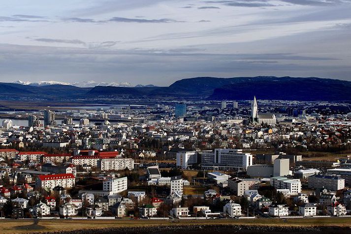 Meðalupphæð kaupsaminga er 36,3 milljónir króna og dæmi eru um að nýjar íbúðir seljist löngu áður en þær eru fullbúnar.