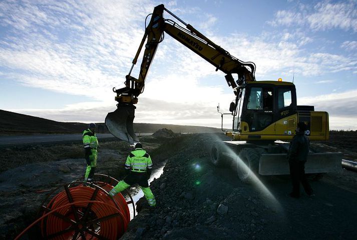 Verktakar að vinnu.