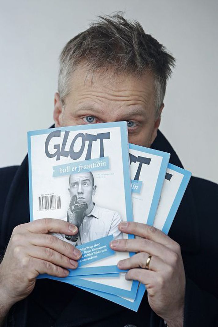 Þorsteinn Guðmundsson sendir frá sér tímaritið Glott.