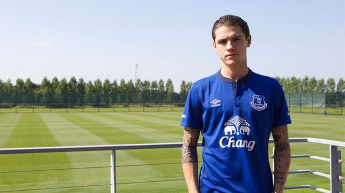 Muhamed Besic er genginn í raðir Everton.