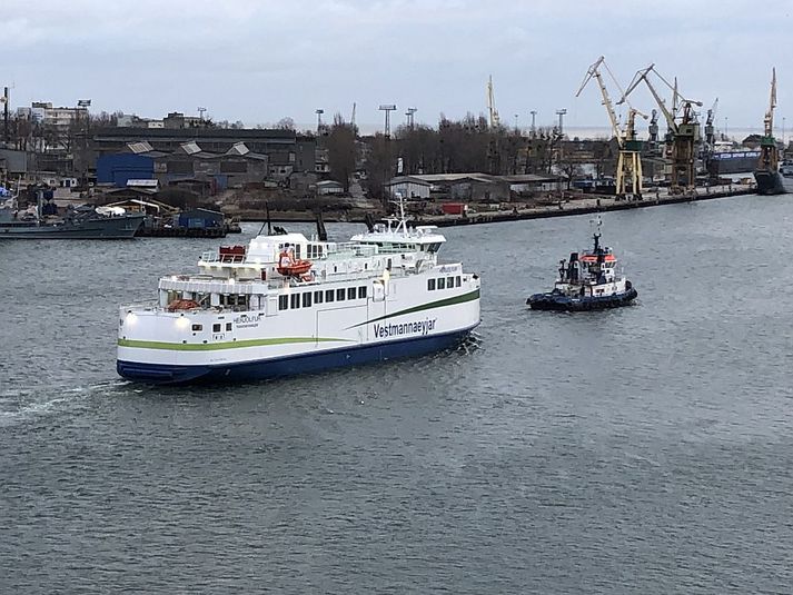 Nýi Herjólfur í Póllandi en hann leggur af stað til Eyja þann 9. júní.