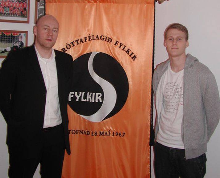 Oddur Ingi eftir undirskriftina.