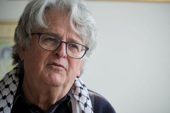 Sveinn Rúnar Hauksson er ákaflega vinsæll heimilislæknir en hann lætur nú af störfum og hefur sögu að segja. 