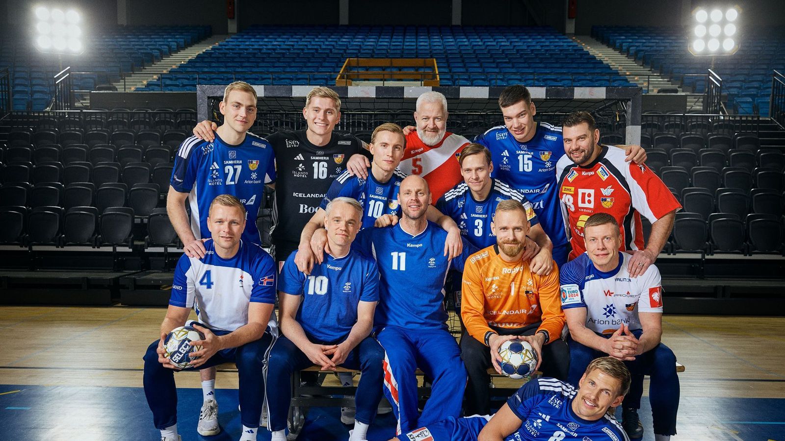Gjöfult sam­starf Arion banka og ís­lenska karlalandsliðsins í yfir tuttugu ár