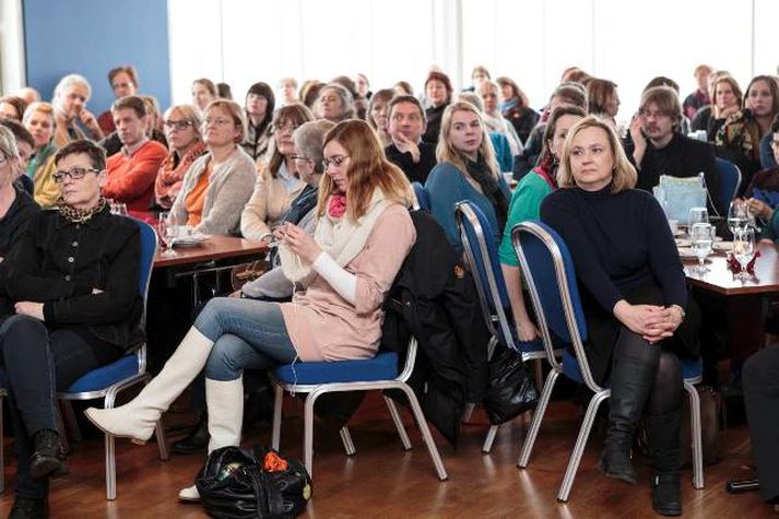 Með því að veita kennurum fatlaðra nemenda undanþágu mætti minnka og koma í veg fyrir þann alvarlega skaða sem verkfallið hefur á fatlaða einstaklinga.