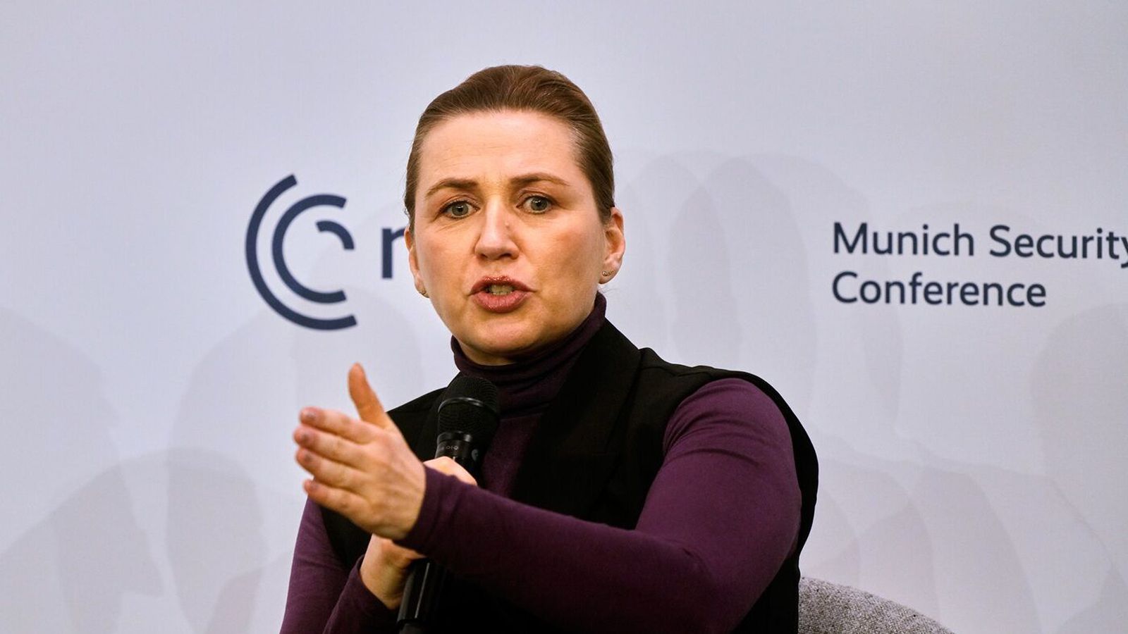 Telur Trump enn girnast Græn­land