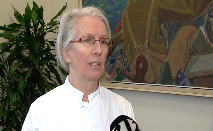 Sigrún Huld Þorgrímsdóttir, hjúkrunarfræðingur og sérfræðingur í öldrunarhjúkrun, segir æskilegt að hætta notkun biðdeilda.