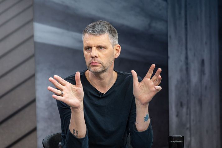 Grímur segir „skemmtilegt að fá ábendingu frá Íran,“ en jafnvel gagnvart þeim vilji stýrihópurinn fegra myndina sem við blasir á Íslandi.