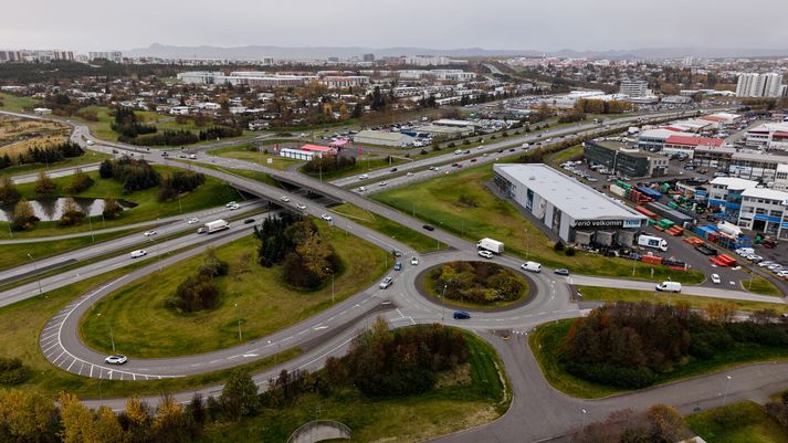 Tekjur af kílómetragjaldinu er ætlað að standa undir uppbyggingu vegakerfisins.