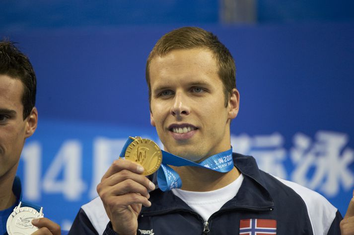 Alexander Dale Oen, einn besti sundmaður heims, er látinn en hann var aðeins 26 ára gamall.