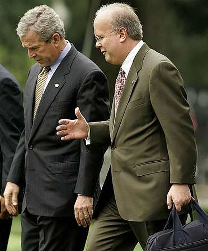 George Bush ásamt Karl Rovefyrrvefrandi aðstoðarmanni sínum.
