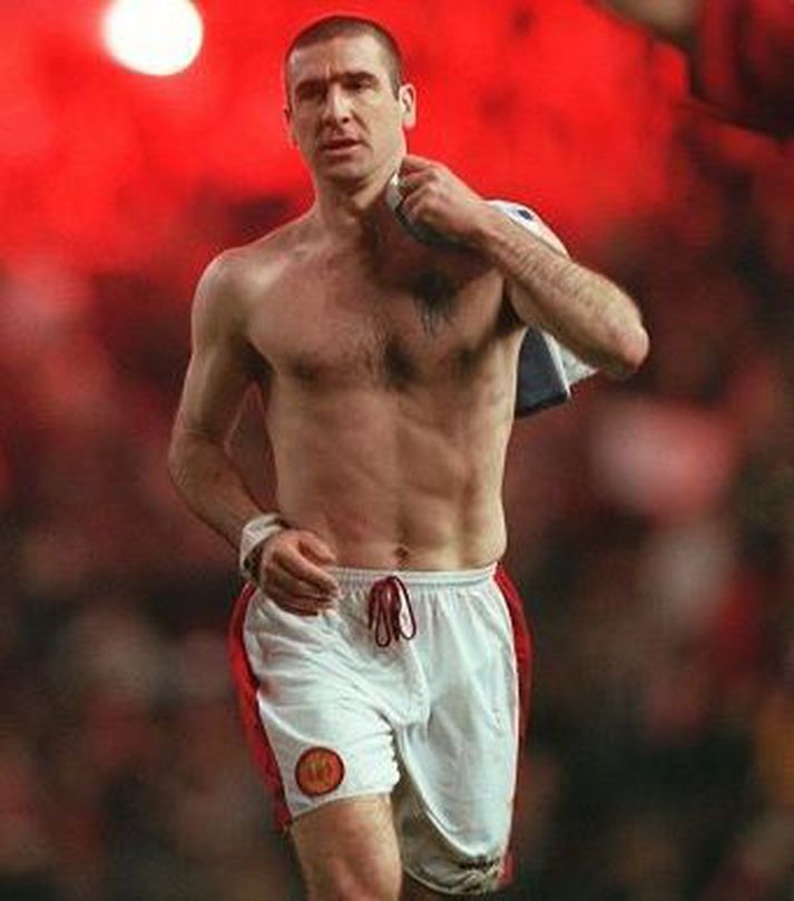 Eric Cantona vill verða stjóri í Englandi.
