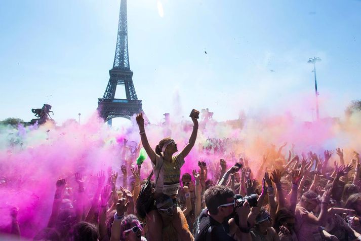 Úr The Color Run sem fram fór í París um helgina.