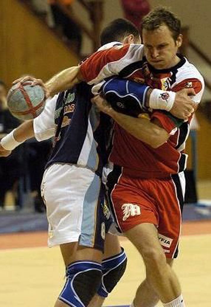 Dagur í leik með íslenska handboltalandsliðinu.