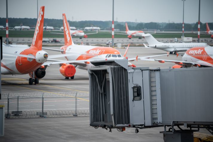 Maðurinn var á leið til Íslands með Easy Jet.