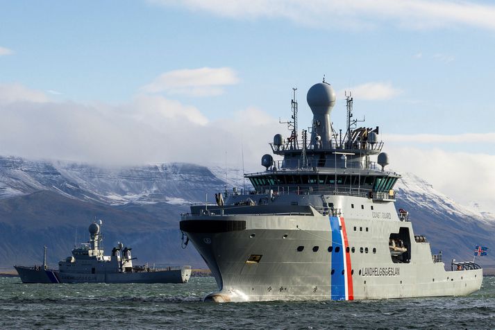 Áætlað er að Þór komi með Lagarfoss í togi til Reykjavíkur á gamlársdag.