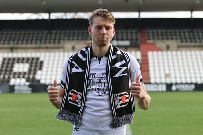 Sigurður Bjartur Hallsson fer ágætlega af stað með Mérida á Spáni.