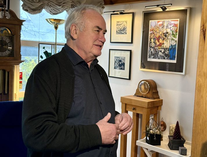 Gísli Már Gíslason prófessor emeritus í líffræði segir að koma moskítóflugunnar til landsins komi honum ekki á óvart.
