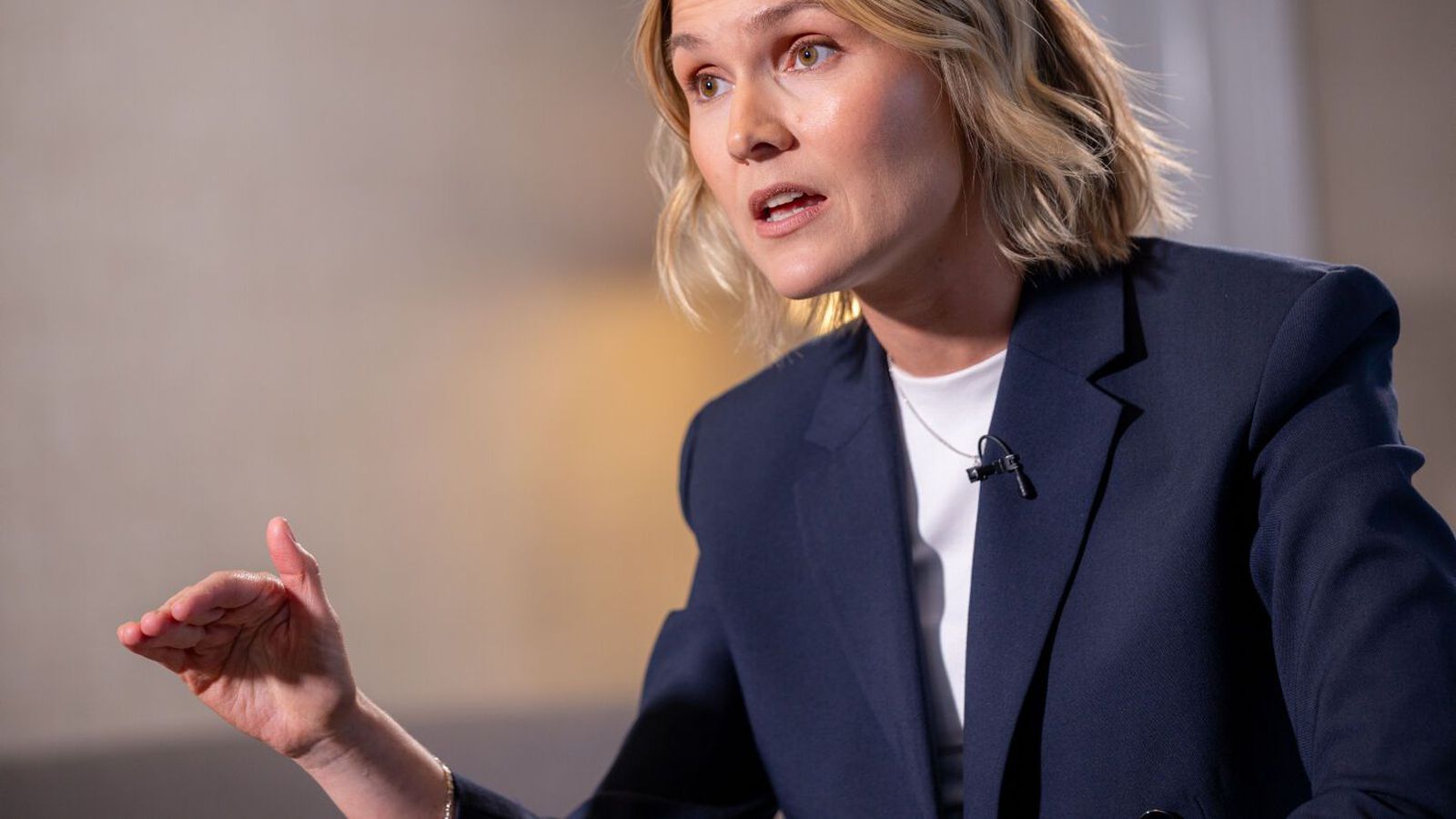 Krist­rún skýtur fimm­tíu milljarðana niður