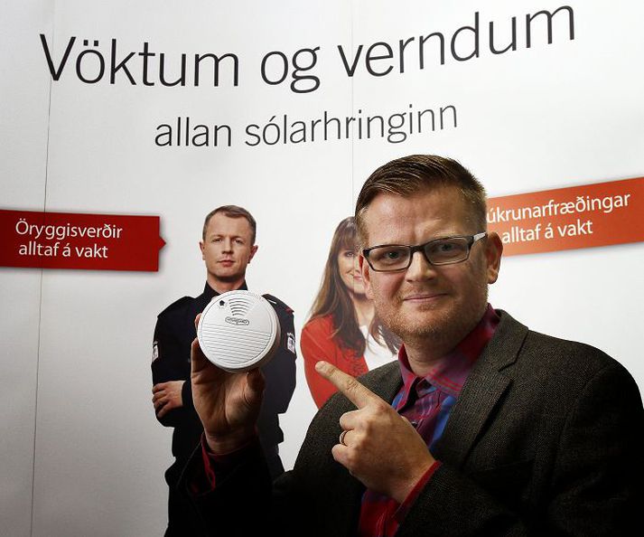 Fjárfesting í reykskynjara er ódýrasta líftryggingin að sögn Ómars Arnar Jónssonar, framkvæmdastjóra markaðssviðs Öryggismiðstöðvarinnar.