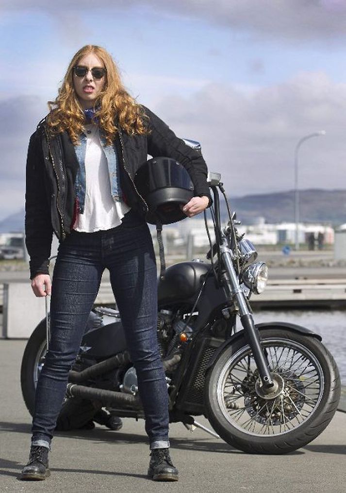 Ásrún Mjöll keypti sér Honda Shadow-hjól síðastliðið vor og er mjög ánægð með það.