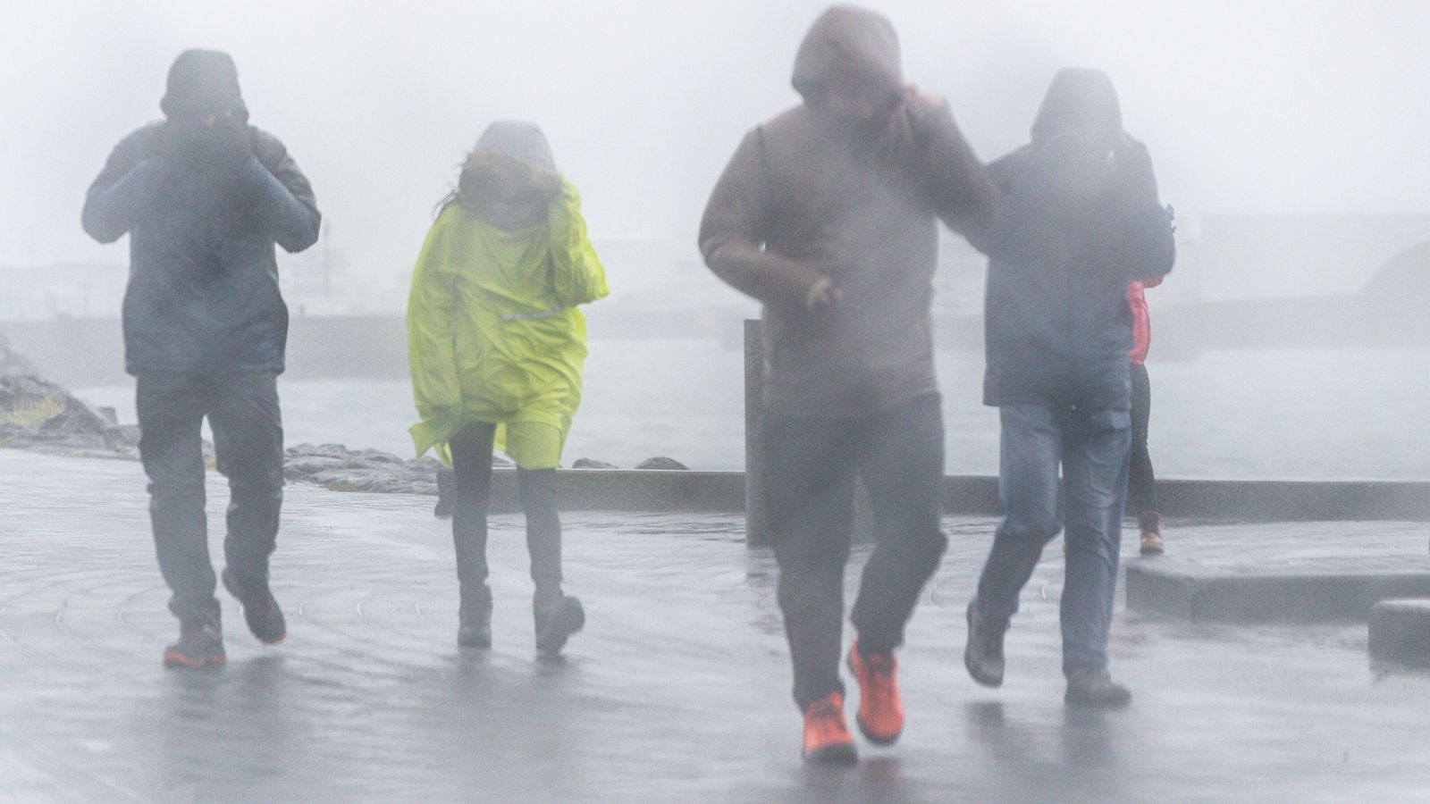 Önnur lægð nálgast landið