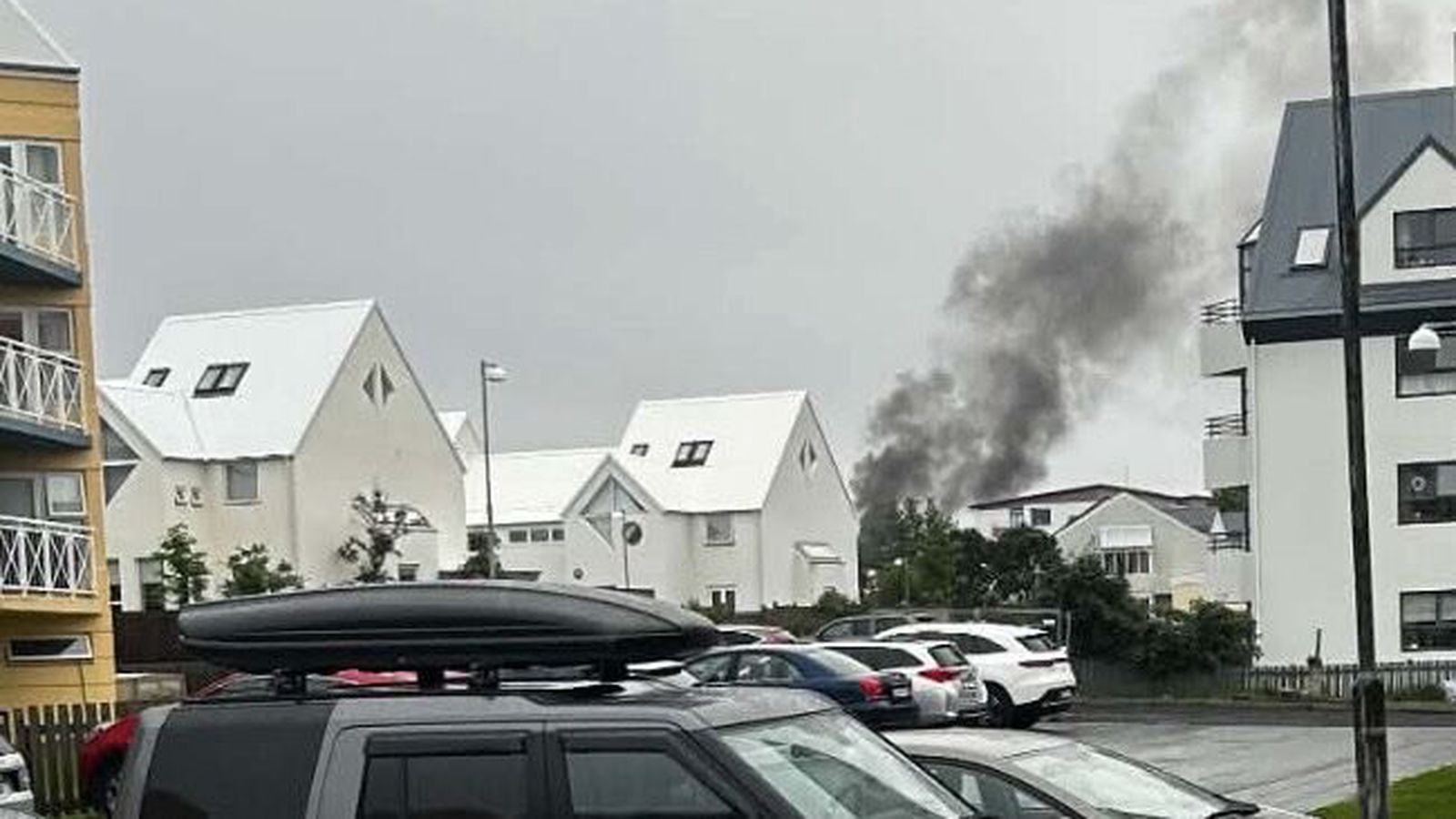 Eldur í bíl í Vestur­bænum