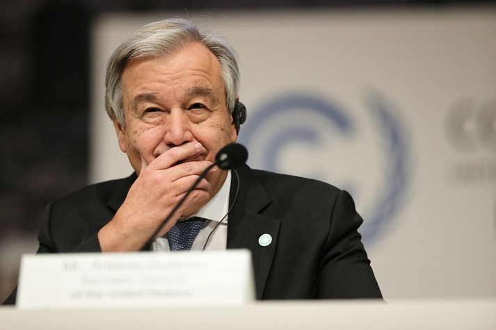 Guterres gerði sér aðra ferð til Katowice til að hvetja samninganefndir aðildarríkjanna til dáða.