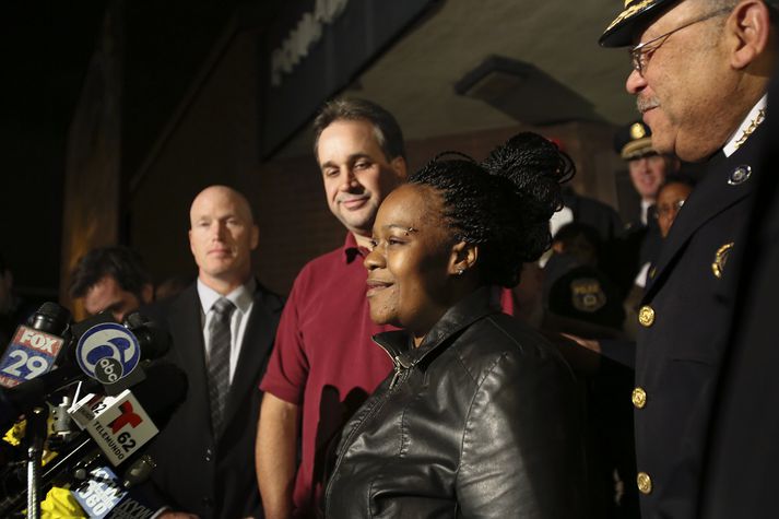 Keisha Gaither, móðir Carlesha Gaiter á blaðamannafundi í gær.
