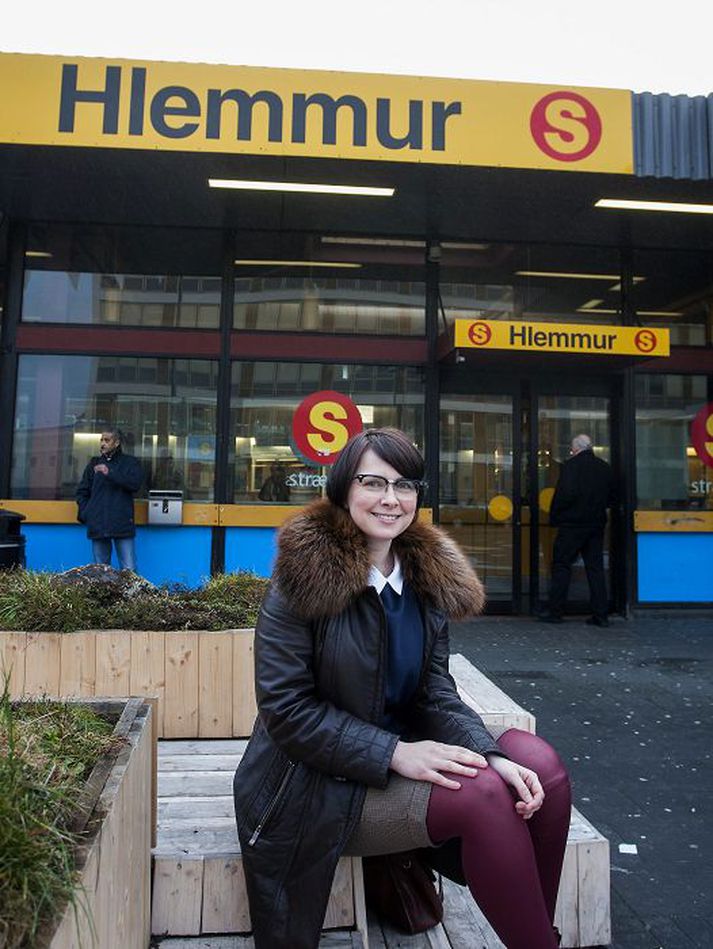 Alísa Kalyanova skipuleggur tvenna tónleika sem fara fram á Hlemmi og í Mjódd. Tónleikarnir eru í tengslum við Iceland Airwaves.
fréttablaðið/anton brink