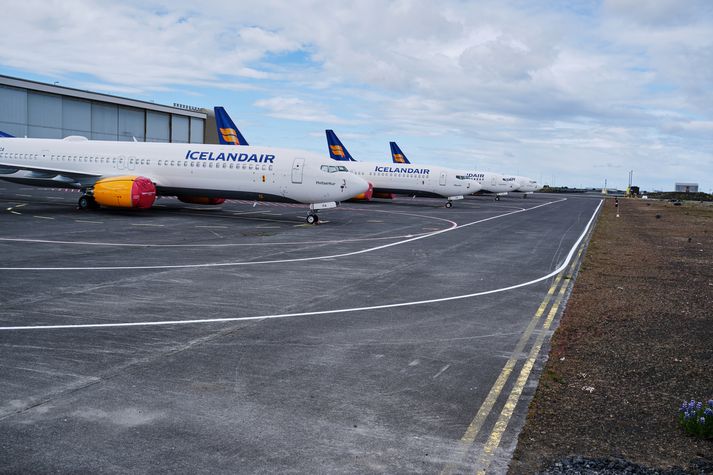 MAX vélar Icelandair gætu verið á leið úr landi. 