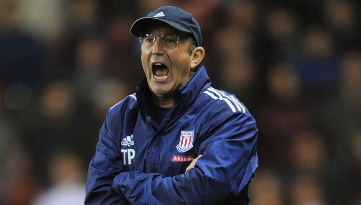 Tony Pulis hefur ekki reynst íslenskum knattspyrnumönnum sérlega vel í gegnum tíðina.