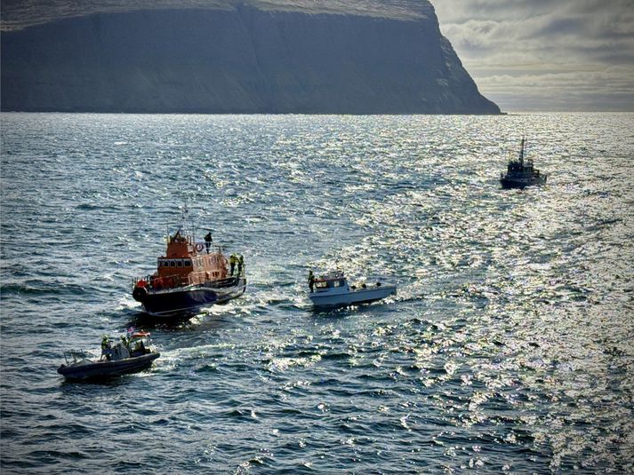Þyrla Landhelgisgæslunnar var kölluð út.